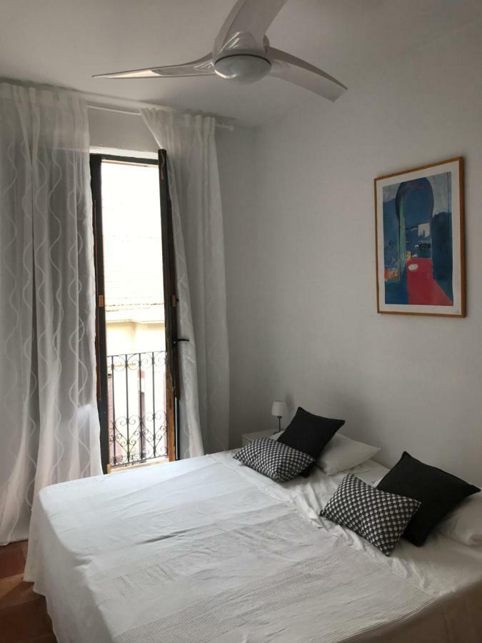 Ferienwohnung Im Zentrum アリカンテ エクステリア 写真